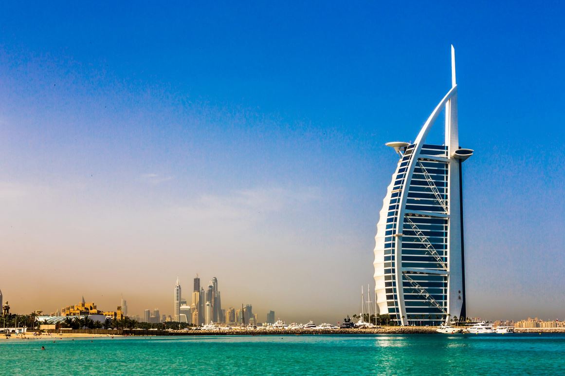 Burj Al Arab, el hotel ms espectacular del mundo est en Dubai Playas del mundo