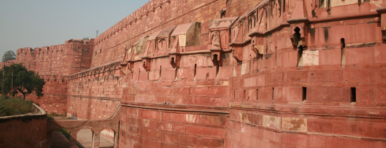 El Fuerte Rojo de Agra en la India Playas del mundo